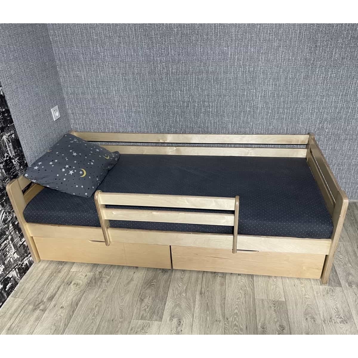 Кровать Ecodrev Классик с бортиком и ящиками (лак)
