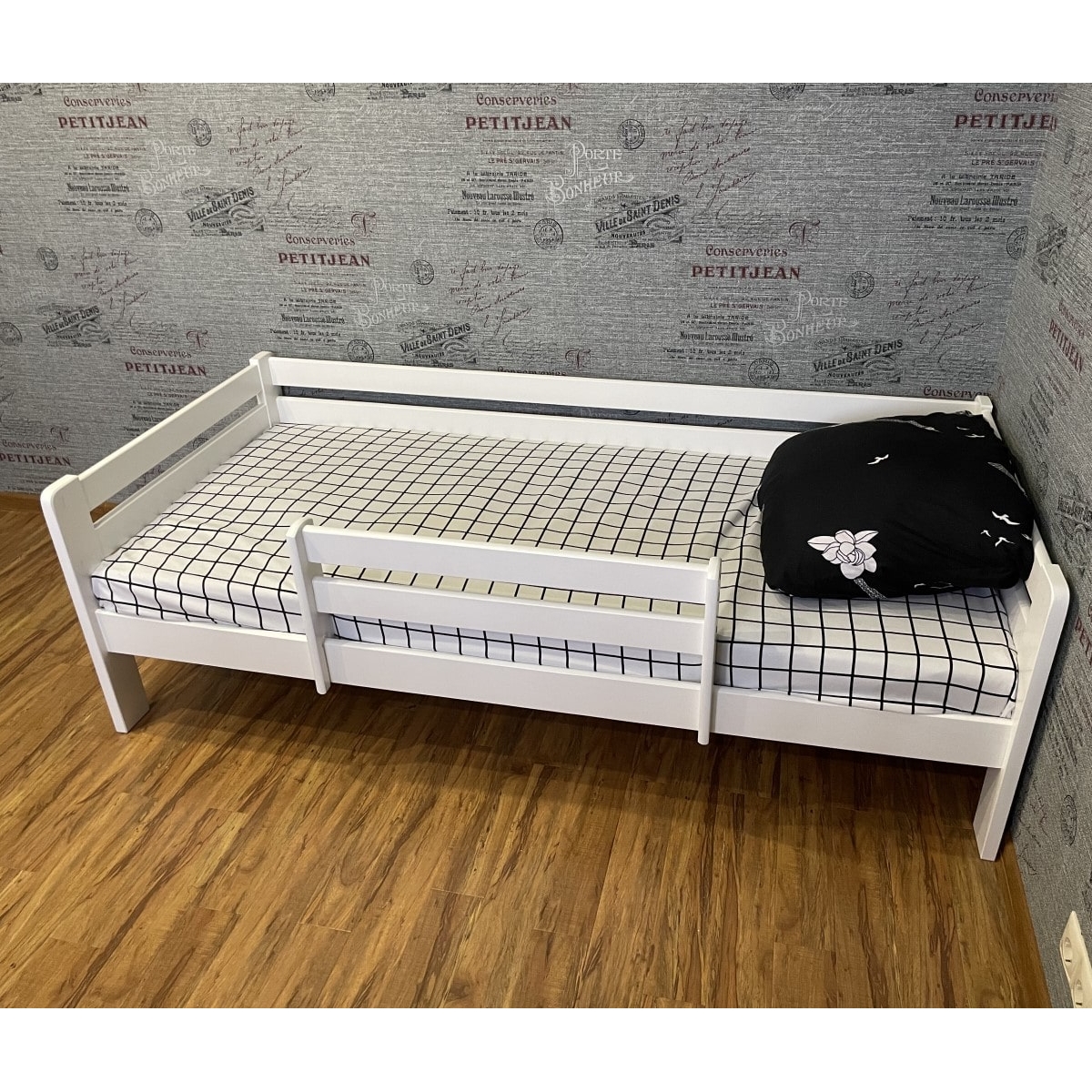 Кровать Ecodrev Классик с бортиком без ящиков (белая)