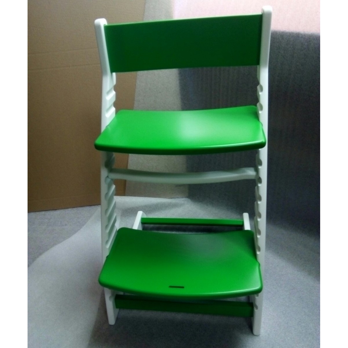 Детский регулируемый стул ВАСИЛЁК slim ВН-21Д (бело-зеленый)