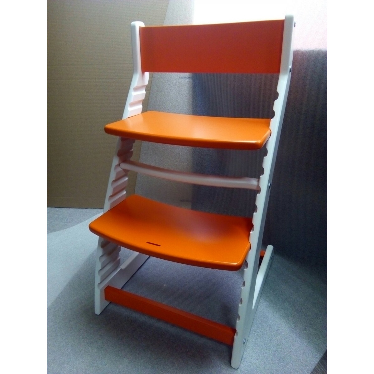 Детский регулируемый стул ВАСИЛЁК slim ВН-21Д (бело-оранжевый)