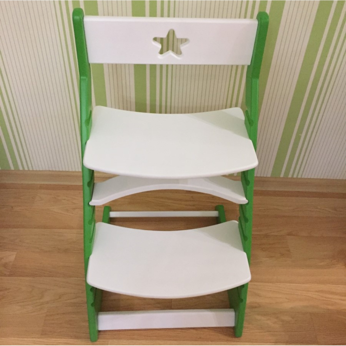 Детский растущий регулируемый стул Ростик/Rostik (бело-зеленый)
