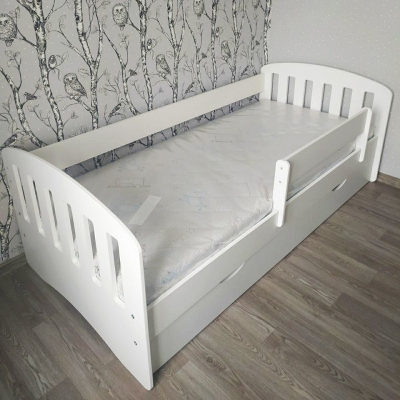 Кровать с бортиком с ящиками Классика (белая)
