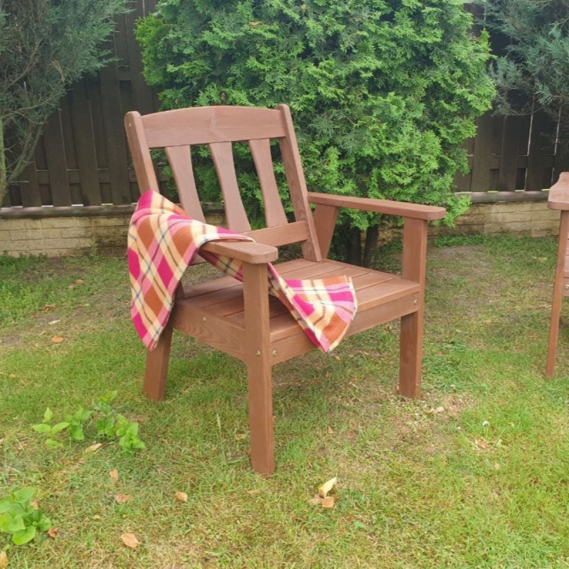 Кресло садовое из массива сосны (тик)