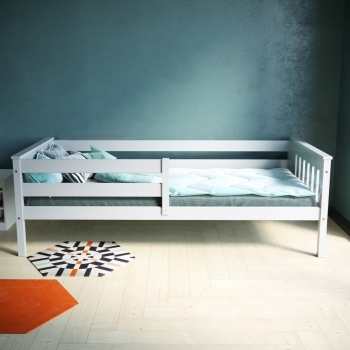 Детская односпальная кровать с бортиком Луна (белая)