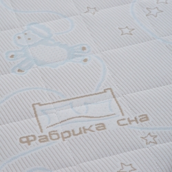 Комплект Кровать Ecodrev Классик без бортика и ящиков (белая) + матрас Kinder 4